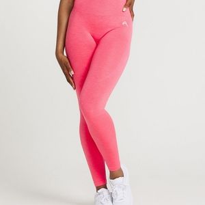 NWT Oner Active Classic Seamless leggings - Guava Marl - Medium, Short length